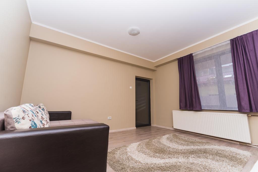A Pousada Nelana Cluj-Napoca Exterior foto