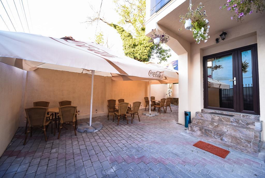 A Pousada Nelana Cluj-Napoca Exterior foto